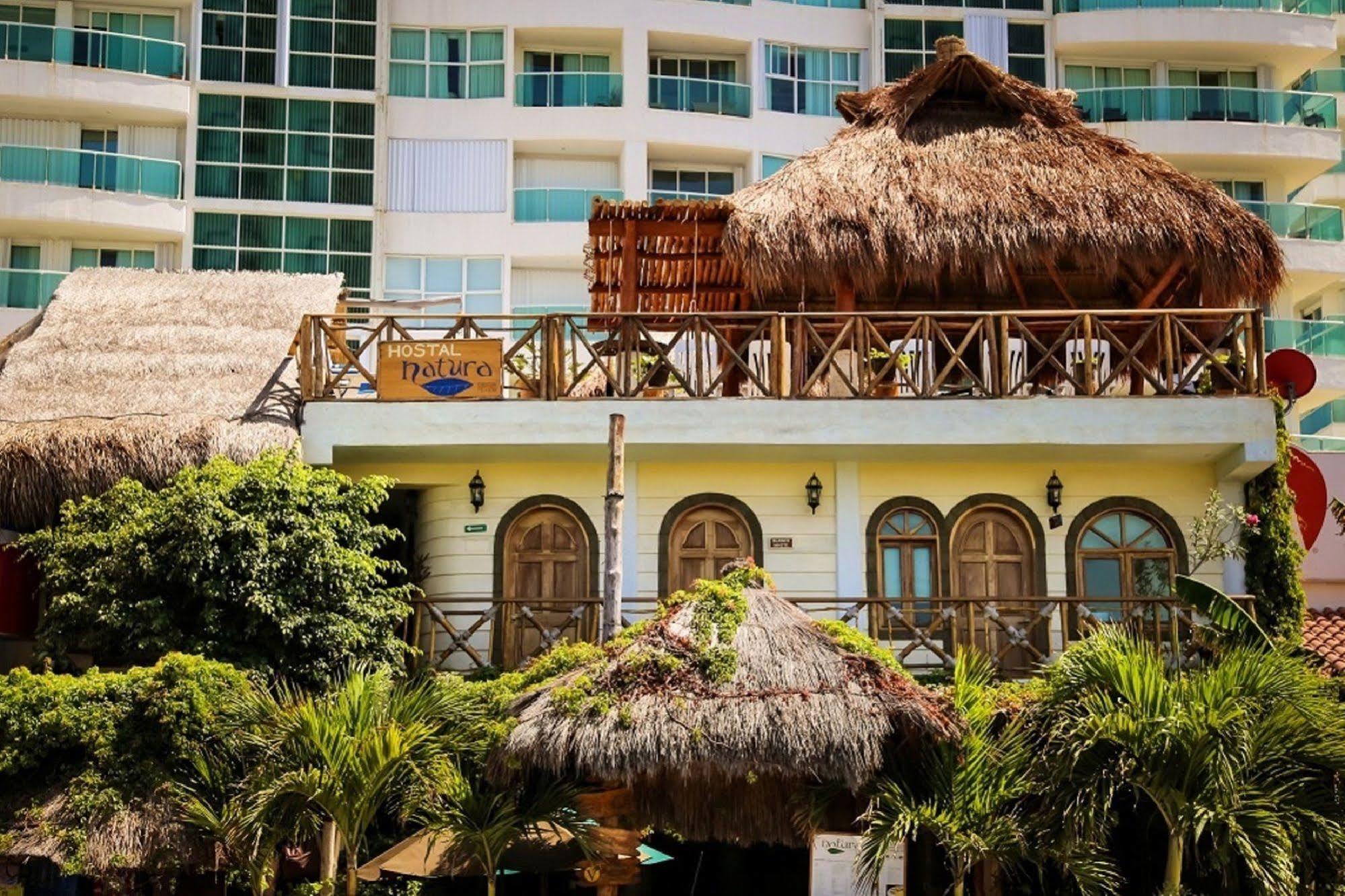 Hostel Natura Cancún Esterno foto
